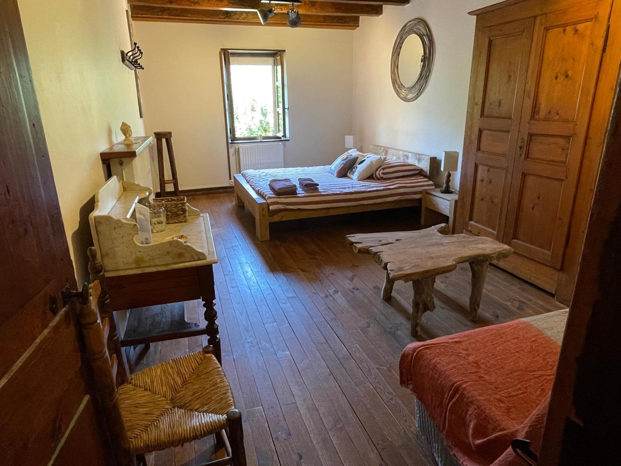 Chambres D'Hotes Avec Entree Privative Au Calme Dans Maison De Village Saint-Jorioz Eksteriør billede